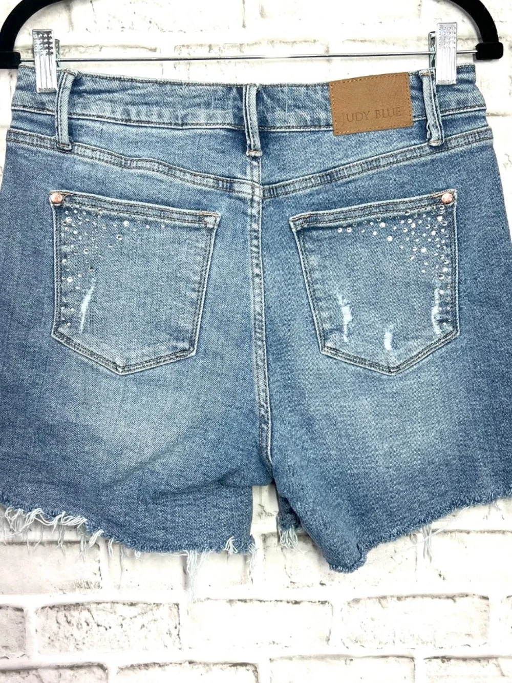 Judy Blue • Rhinestone High Rise Denim Shorts L Light Wash Frayed Hem Stretch